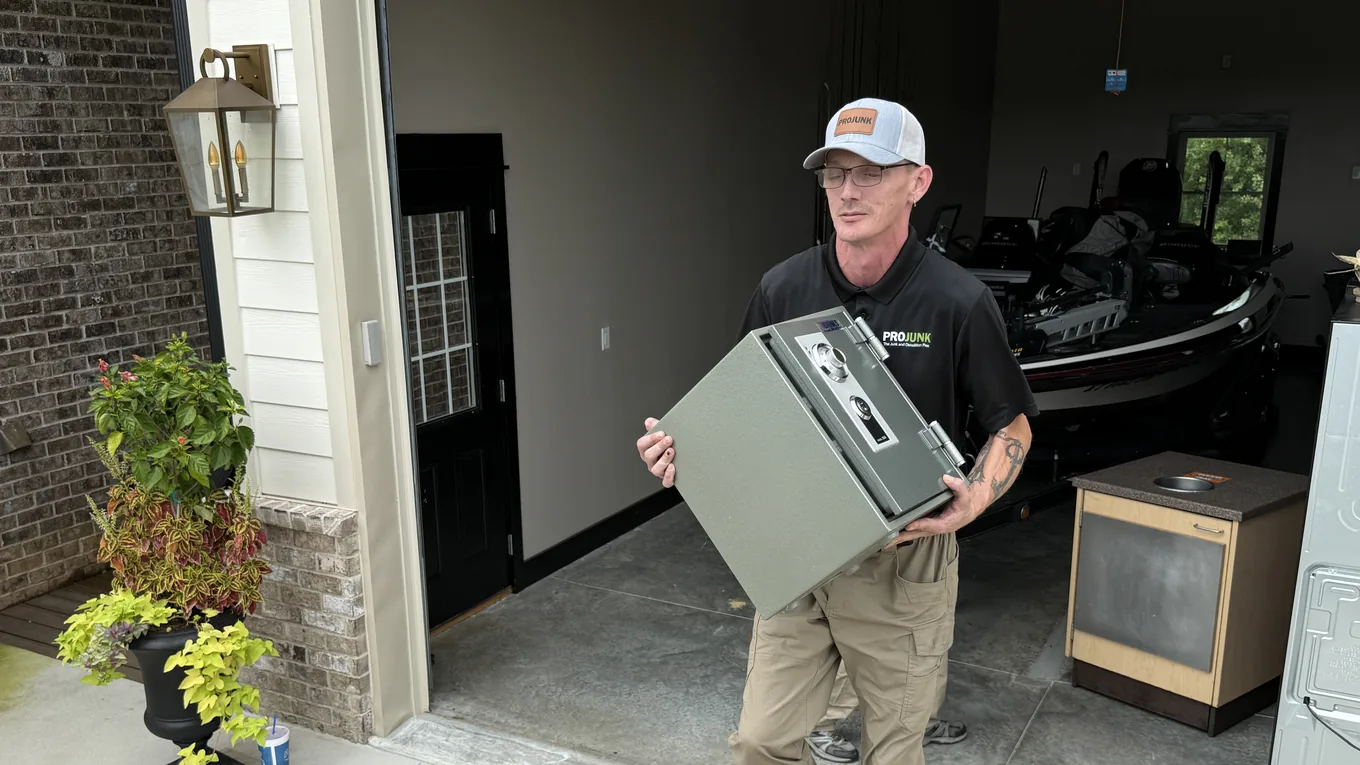 Appliance removal in Louisville, KY